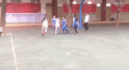职业球员如何通过联赛提升竞技水平_2